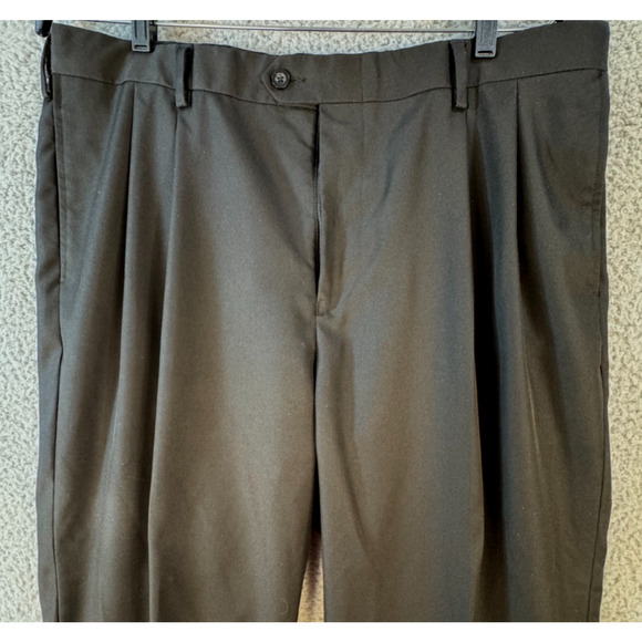 Jos A Bank Mens Dress Pants 38x29 Black Polyester Pleated Traveler - Picture 5 of 14